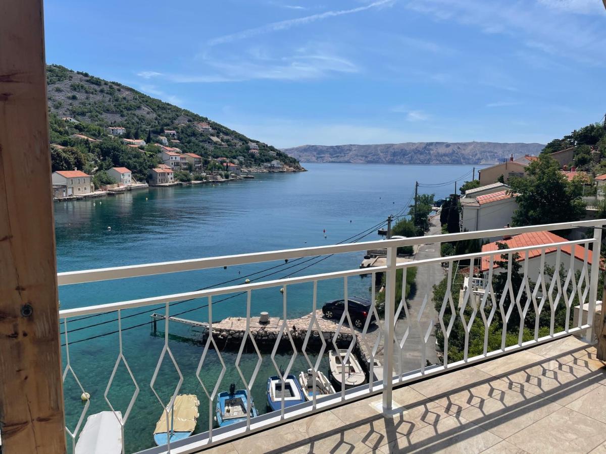 Apartmani Pulic Senj  Eksteriør billede