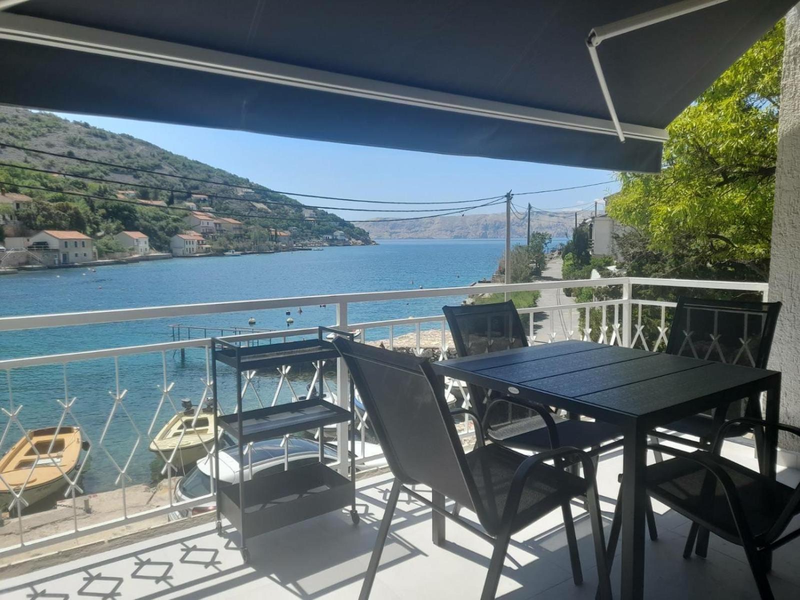 Apartmani Pulic Senj  Eksteriør billede